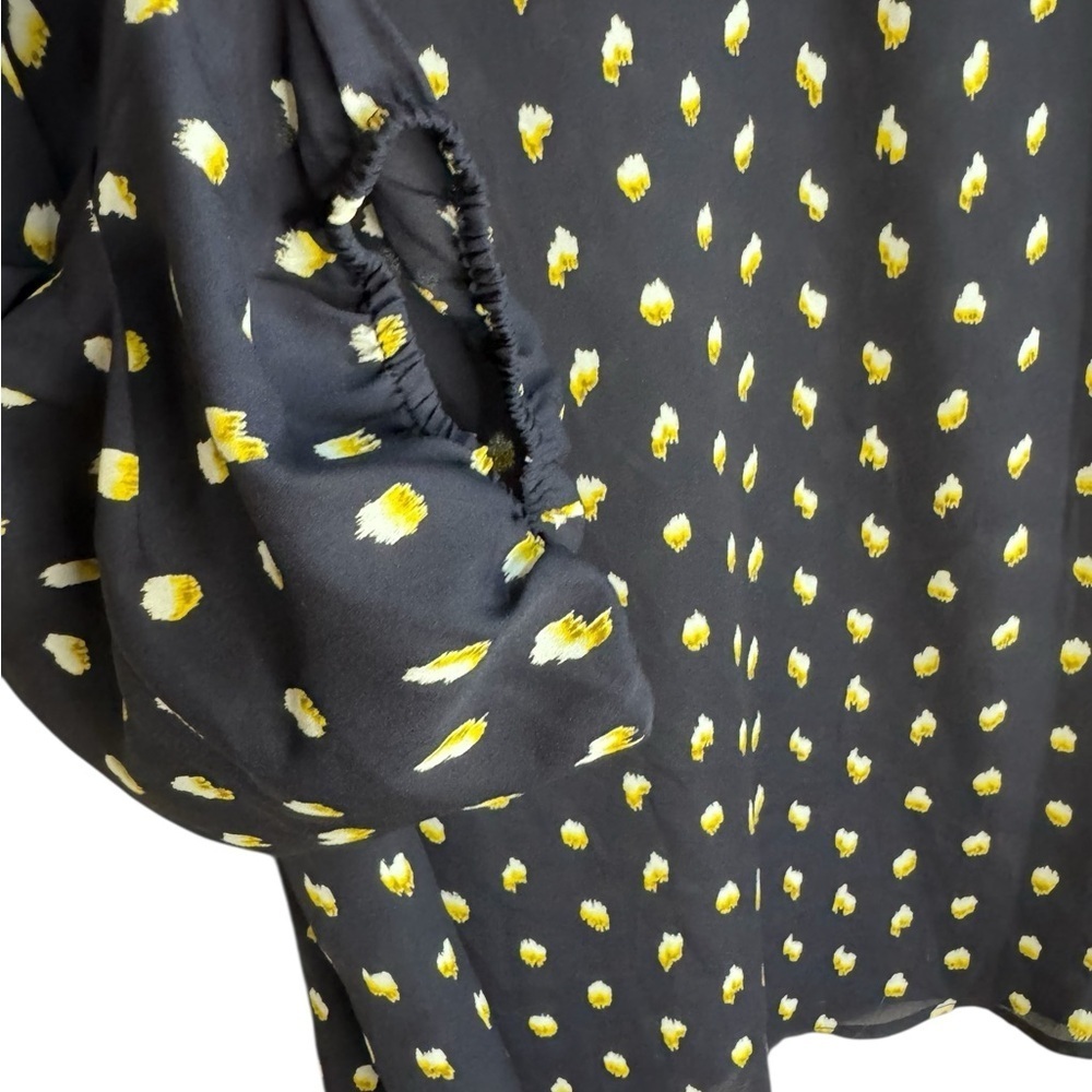 Collective Concepts Blue Relaxed Blouse with White and Yellow Pattern - 2X - Picture 6 of 6